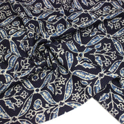 Tissu coton fin imprimé INDIENNES, bleu marine aux fleurs traditionnelles géométriques bleues et écrues - STANDARD 100 OEKO - TEX - tissuspipi.com