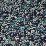 Tissu coton fin imprimé INDIENNES, fleuri traditionnel bleu écru vert, fond bleu marine - STANDARD 100 OEKO - TEX - tissuspipi.com