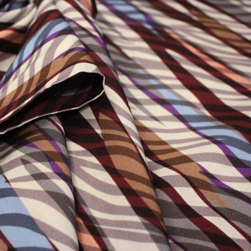 Tissu Viscose fluide motif pelage fauve tons violets bleus marrons, EVIE - STANDARD 100 OEKO - TEX - tissuspipi.com