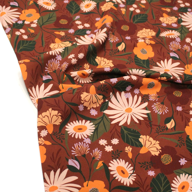 Tissu Viscose fluide marron, fleurs d'automne oranges & roses, MORICETTE - STANDARD 100 OEKO - TEX - tissuspipi.com