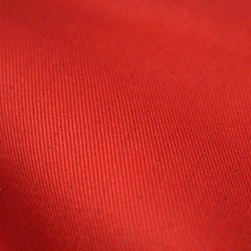Tissu sergé de rouge uni aux fins fins liserés gris - 325gr/m2 - ON DESTOCKE ! - tissuspipi.com