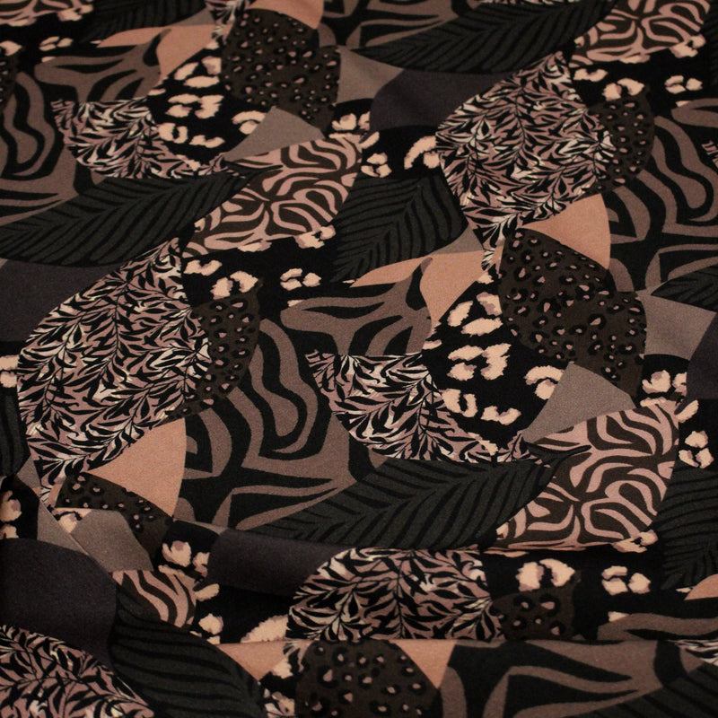 Tissu Viscose fluide motifs géométriques, taupe, noir et chocolat, KAROO - STANDARD 100 OEKO - TEX - tissuspipi.com