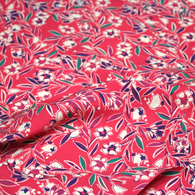 Tissu Viscose fluide fuchsia, fines fleurs blanches et violettes, GALBIA - STANDARD 100 OEKO - TEX - tissuspipi.com