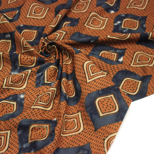 Tissu coton fin imprimé INDIENNES, losanges ocres et bleus - STANDARD 100 OEKO - TEX - tissuspipi.com