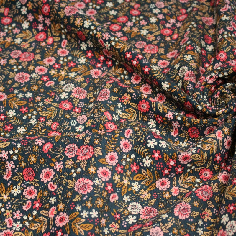 Tissu velours milleraies imprimé canard aux fines fleurs roses - STANDARD 100 OEKO - TEX - tissuspipi.com