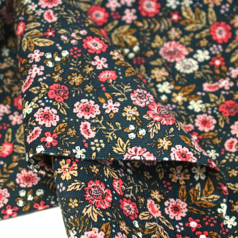 Tissu velours milleraies imprimé canard aux fines fleurs roses - STANDARD 100 OEKO - TEX - tissuspipi.com