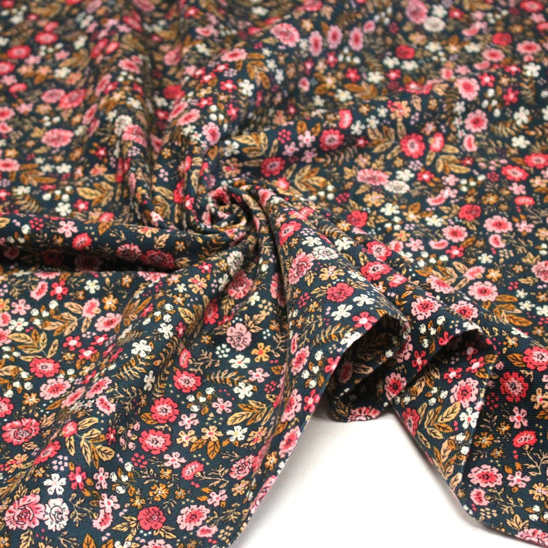 Tissu velours milleraies imprimé canard aux fines fleurs roses - STANDARD 100 OEKO - TEX - tissuspipi.com
