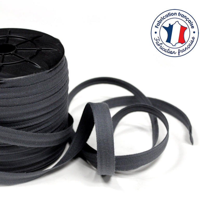 Bobine de 100m de passepoil gris anthracite, 100% coton, 14mm de large - tissuspipi.com