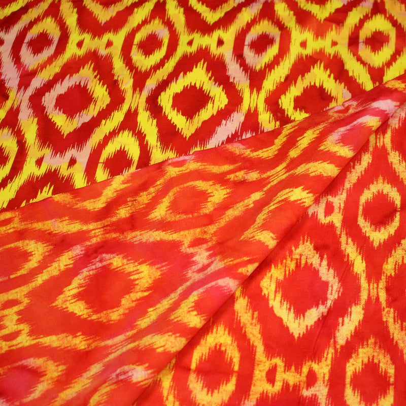 Tissu coton demi natté IKAT INDIEN imprimé traditionnel : bleu/vert ou rouge/jaune - MADE IN INDIA - tissuspipi.com