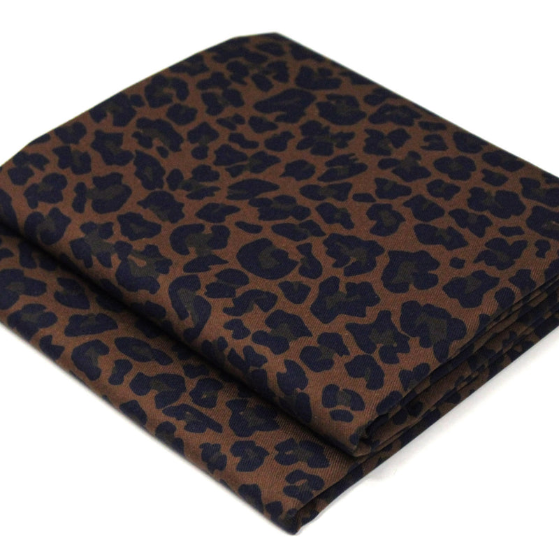 Tissu gabardine de coton LEOPARD tons marron chocolat - OEKO - TEX - tissuspipi.com