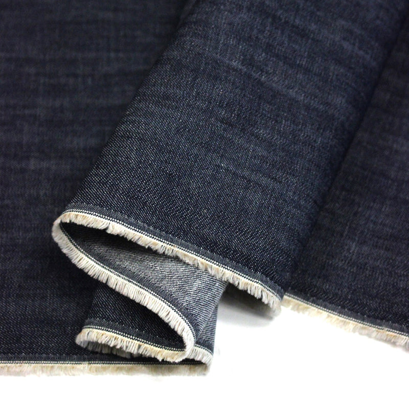 Tissu denim italien brut 100% coton bleu jean, 260gr/m2 - Fabrication italienne - tissuspipi.com