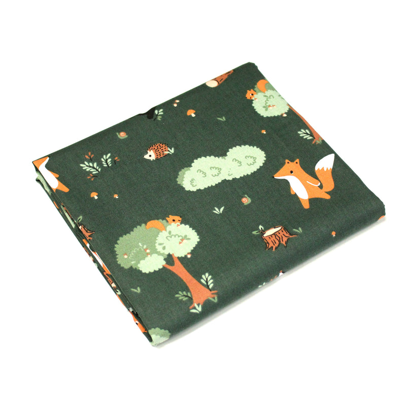 Tissu cotonnade enfant vert aux animaux de la forêt - STANDARD 100 OEKO - TEX - tissuspipi.com