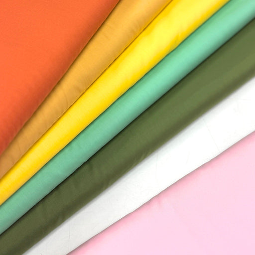 Tissu popeline polycoton 110gr/m2 - Nombreuses couleurs - COLLECTION COLORMEDIC - tissuspipi.com