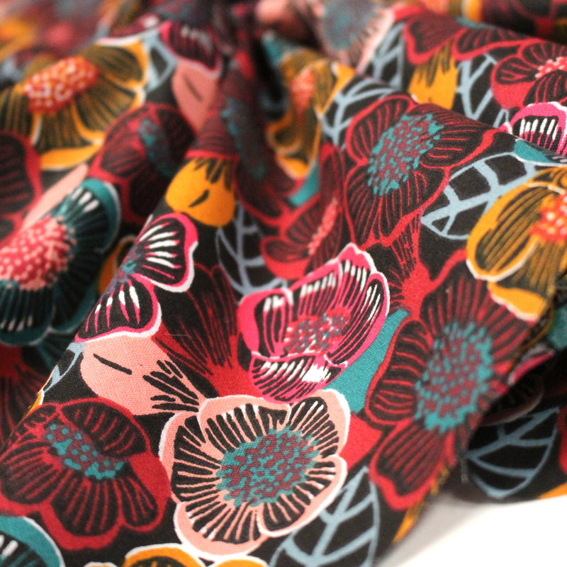 Tissu cotonnade LES FLEURS FAUVES, bordeaux, rose poudré, safran, bleu - OEKO - TEX STANDARD 100 - tissuspipi.com