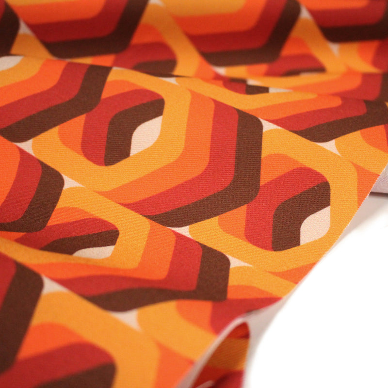 Tissu gabardine coton imprimée motif SEVENTIES, hexagones 3D - STANDARD 100 OEKO - TEX - tissuspipi.com