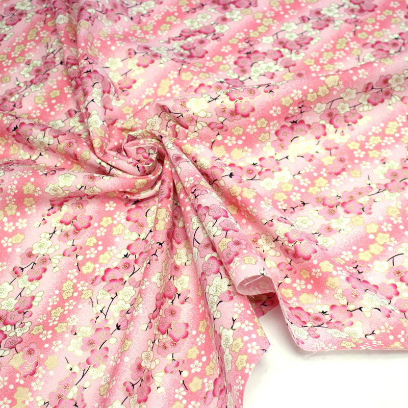 Tissu cotonnade motif japonais fleurs de cerisier : tons roses ou tons bleus– COLLECTION JAPON DORÉ - tissuspipi.com