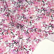 Tissu cotonnade SAKURA ROSE : jardin japonais aux fleurs de cerisier roses & fuchsia - tissuspipi.com