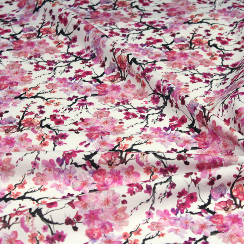 Tissu cotonnade SAKURA ROSE : jardin japonais aux fleurs de cerisier roses & fuchsia - tissuspipi.com