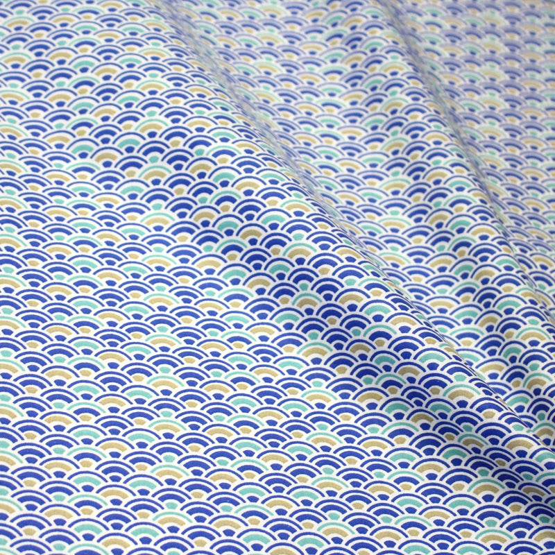 Tissu cotonnade motif japonais vagues SEIGAIHA : ocre & vert ou bleu & vert - STANDARD 100 OEKO - TEX - tissuspipi.com