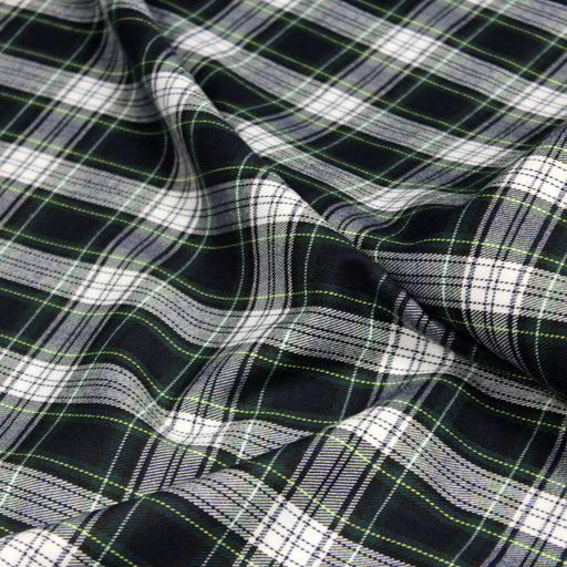 Tissu habillement Tartan carreaux motif traditionnel bleu marine, vert et blanc - OEKO - TEX® - tissuspipi.com