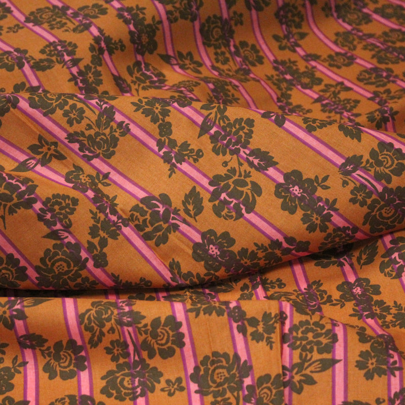 Tissu cotonnade SEVENTIES fleurs marrons, rayures roses et ocres - STANDARD 100 OEKO - TEX - tissuspipi.com