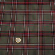 Tissu habillement Tartan carreaux motif traditionnel vert kaki noir et bordeaux - OEKO - TEX® - tissuspipi.com