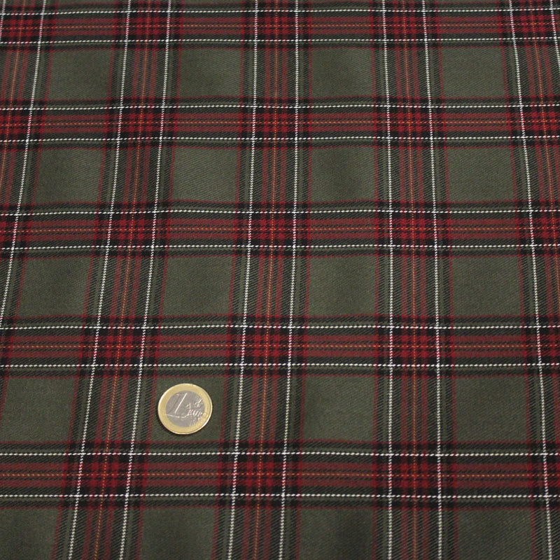 Tissu habillement Tartan carreaux motif traditionnel vert kaki noir et bordeaux - OEKO - TEX® - tissuspipi.com