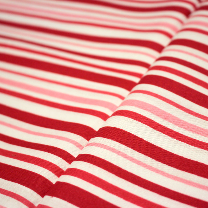 Tissu cotonnade aux rayures rouges, roses et blanches - tissuspipi.com