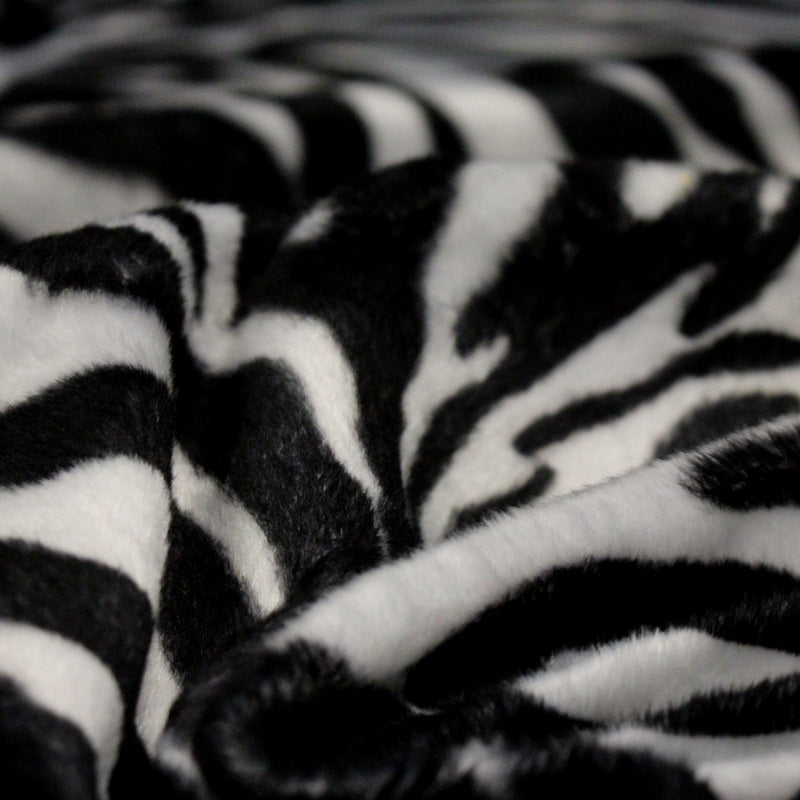 Tissu Velours imprimé motif ZEBRE : noir & blanc cassé - tissuspipi.com