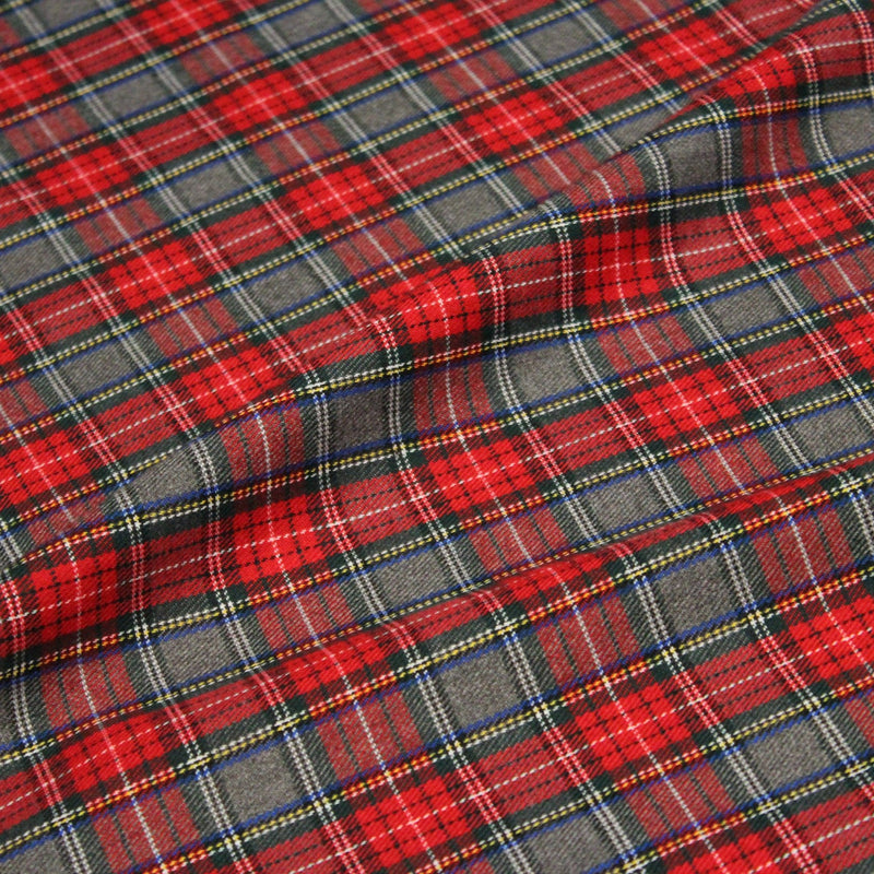 Tissu habillement Tartan carreaux motif traditionnel rouge, vert et gris - OEKO - TEX® - tissuspipi.com