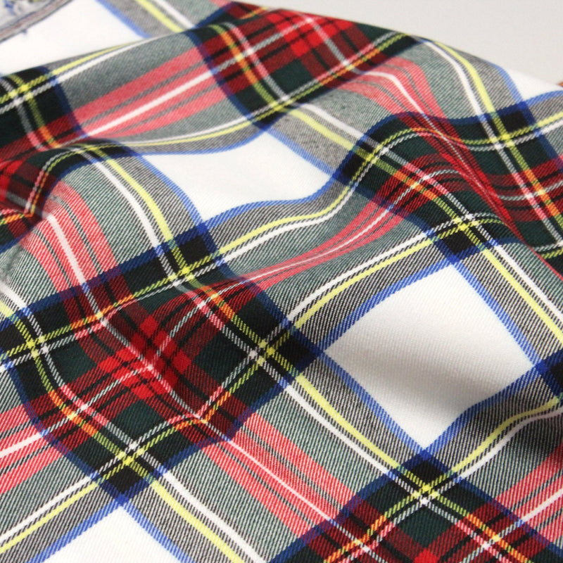 Tissu habillement Tartan motif traditionnel rouge, blanc, jaune, noir et vert - OEKO - TEX - tissuspipi.com