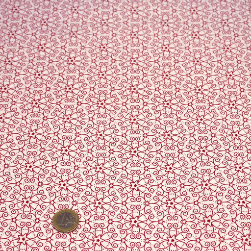 Tissu de Noël cotonnade blanc aux motifs géométriques rouges de Noël - tissuspipi.com