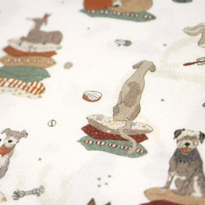 Tissu cotonnade, blanc aux chiens, collection AUTOMNE - STANDARD 100 OEKO - TEX - tissuspipi.com
