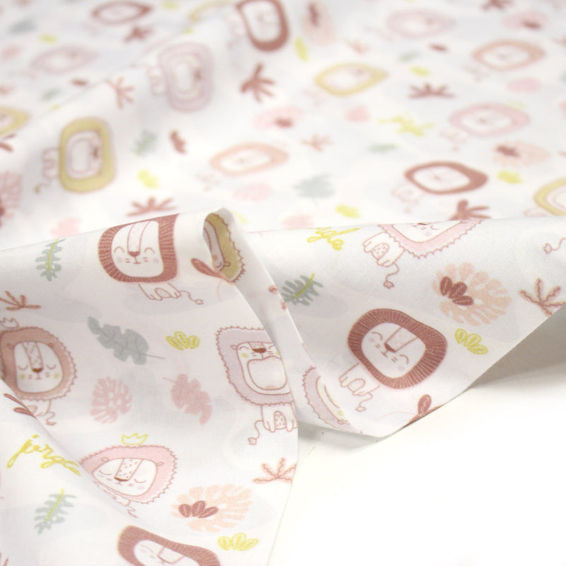 Tissu cotonnade, blanc motif tropical enfant aux têtes de lion dessinées - STANDARD 100 OEKO - TEX - tissuspipi.com