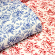 Tissu cotonnade HAMPTON BLOOM, motif britannique fleuri bleu ou rose - OEKO - TEX STANDARD 100 - tissuspipi.com