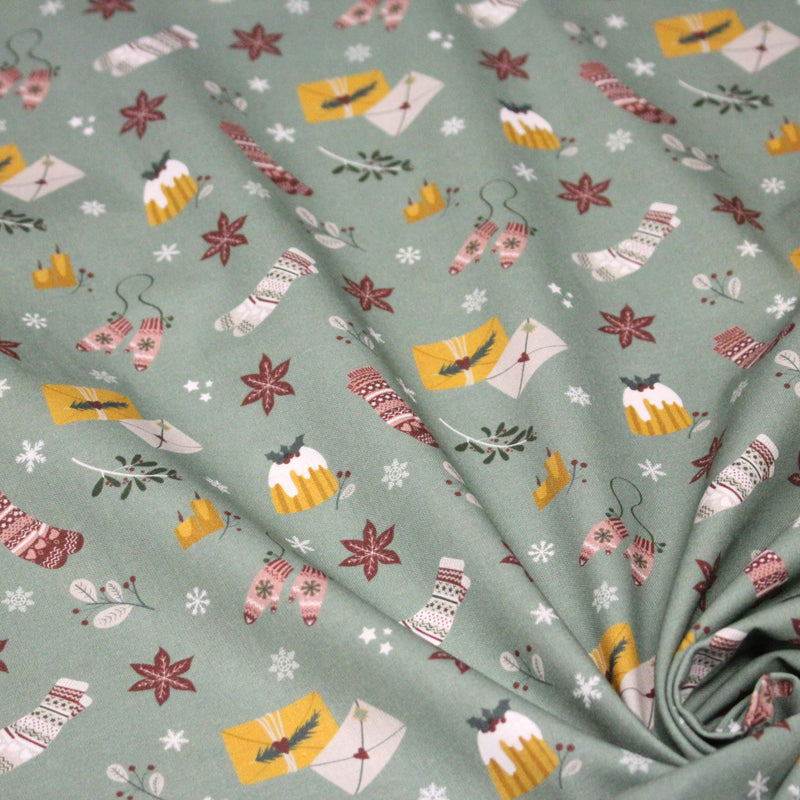 Tissu de Noël, cotonnade vert aux objets de Noël moutarde et bordeaux - STANDARD 100 OEKO - TEX - tissuspipi.com