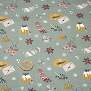 Tissu de Noël, cotonnade vert aux objets de Noël moutarde et bordeaux - STANDARD 100 OEKO - TEX - tissuspipi.com