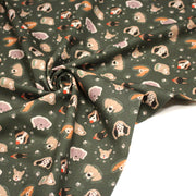 Tissu cotonnade vert anglais aux têtes de jolis chiens, collection AUTOMNE - STANDARD 100 OEKO - TEX - tissuspipi.com