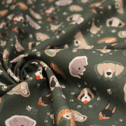 Tissu cotonnade vert anglais aux têtes de jolis chiens, collection AUTOMNE - STANDARD 100 OEKO - TEX - tissuspipi.com