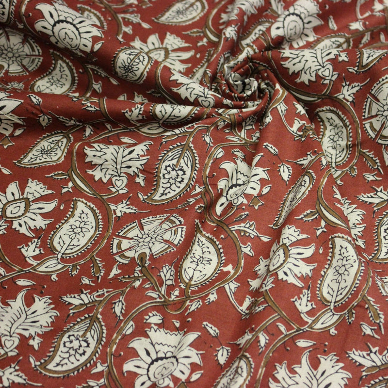 Tissu coton fin imprimé INDIENNES rouge aux fleurs traditionnelles indiennes ocres et écrues - tissuspipi.com