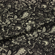 Tissu coton fin imprimé INDIENNES noir aux fleurs traditionnelles indiennes noires et écrues - tissuspipi.com