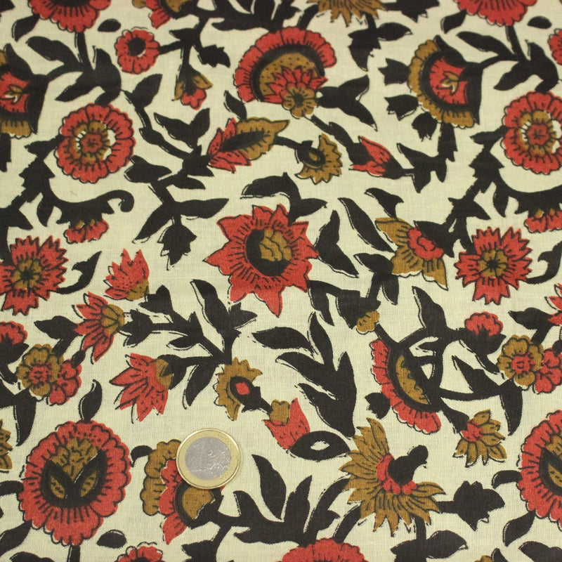 Tissu coton fin imprimé INDIENNES écru aux fleurs indiennes ocres rouges et noires - tissuspipi.com
