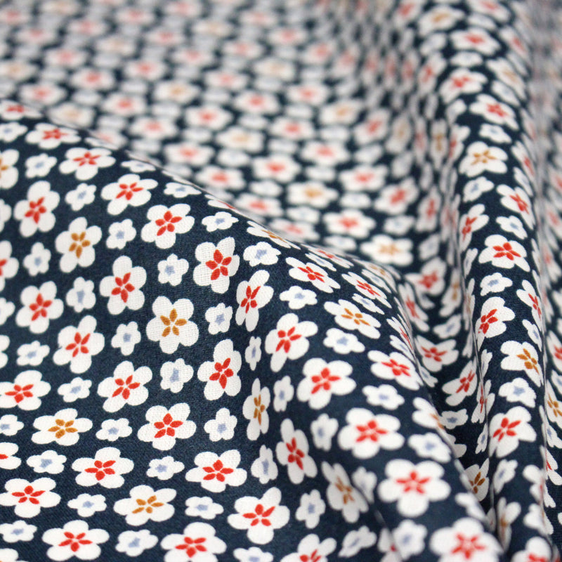 Tissu cotonnade fleurs japonaises géométriques : bleu, jaune, vert, rouge - OEKO - TEX - tissuspipi.com