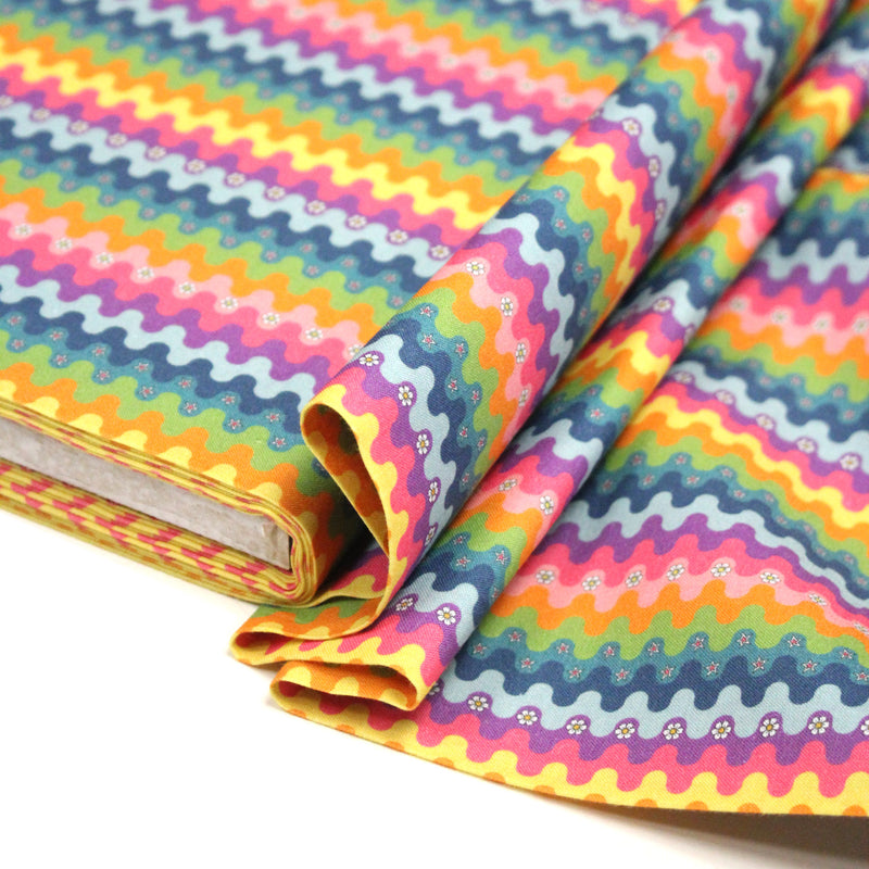Tissu cotonnade aux vaguelettes multicolores - OEKO - TEX - tissuspipi.com