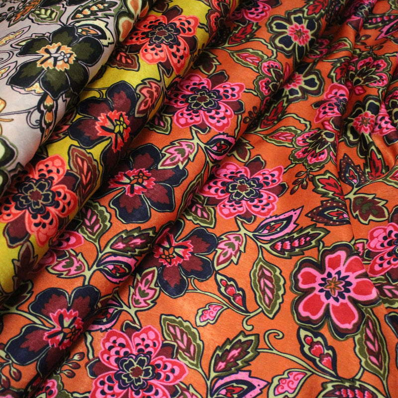 Tissu habillement satin velours, imprimé motif fleuri INDIENNES, nombreuses couleurs - tissuspipi.com