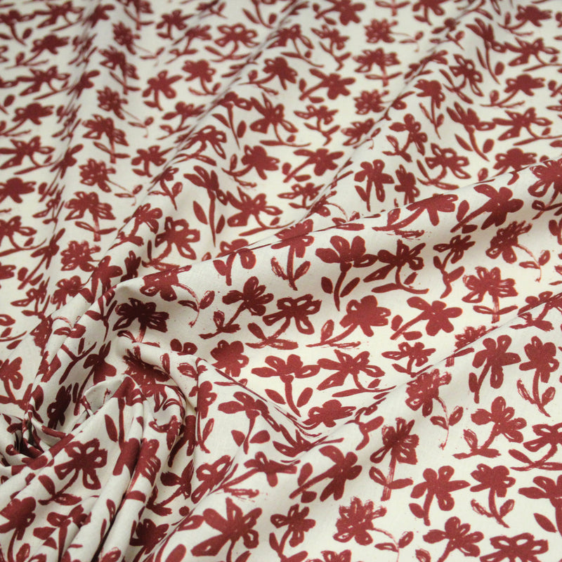 Tissu cotonnade motif japonais HANA - E, aux fleurs dessinées rouges, fond écru - tissuspipi.com