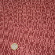 Tissu cotonnade motif japonais SEIGAIHA & POIS, écru fond rouge - tissuspipi.com