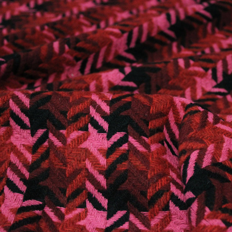 Tissu lainage grand motif pied de coq aux tons roses & noirs - Fabrication italienne - tissuspipi.com