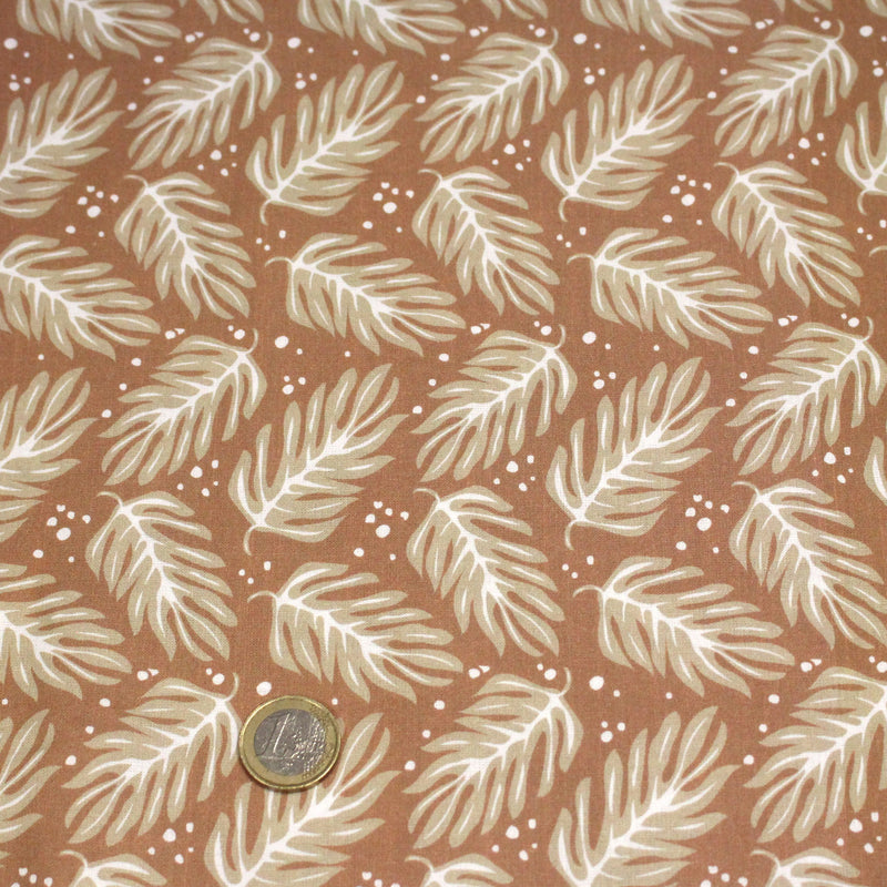 Tissu cotonnade caramel aux feuilles tropicales - STANDARD 100 OEKO - TEX - tissuspipi.com