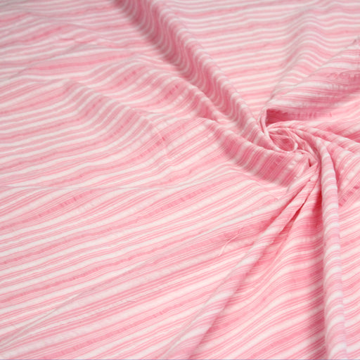 Tissu coton seersucker rayures roses et blanches - tissuspipi.com